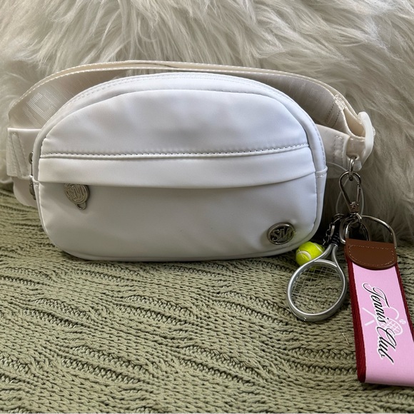 Steve Madden Handbags - Macy’s Steve Madden White Crossbody Belt Bag with Charm Keychain